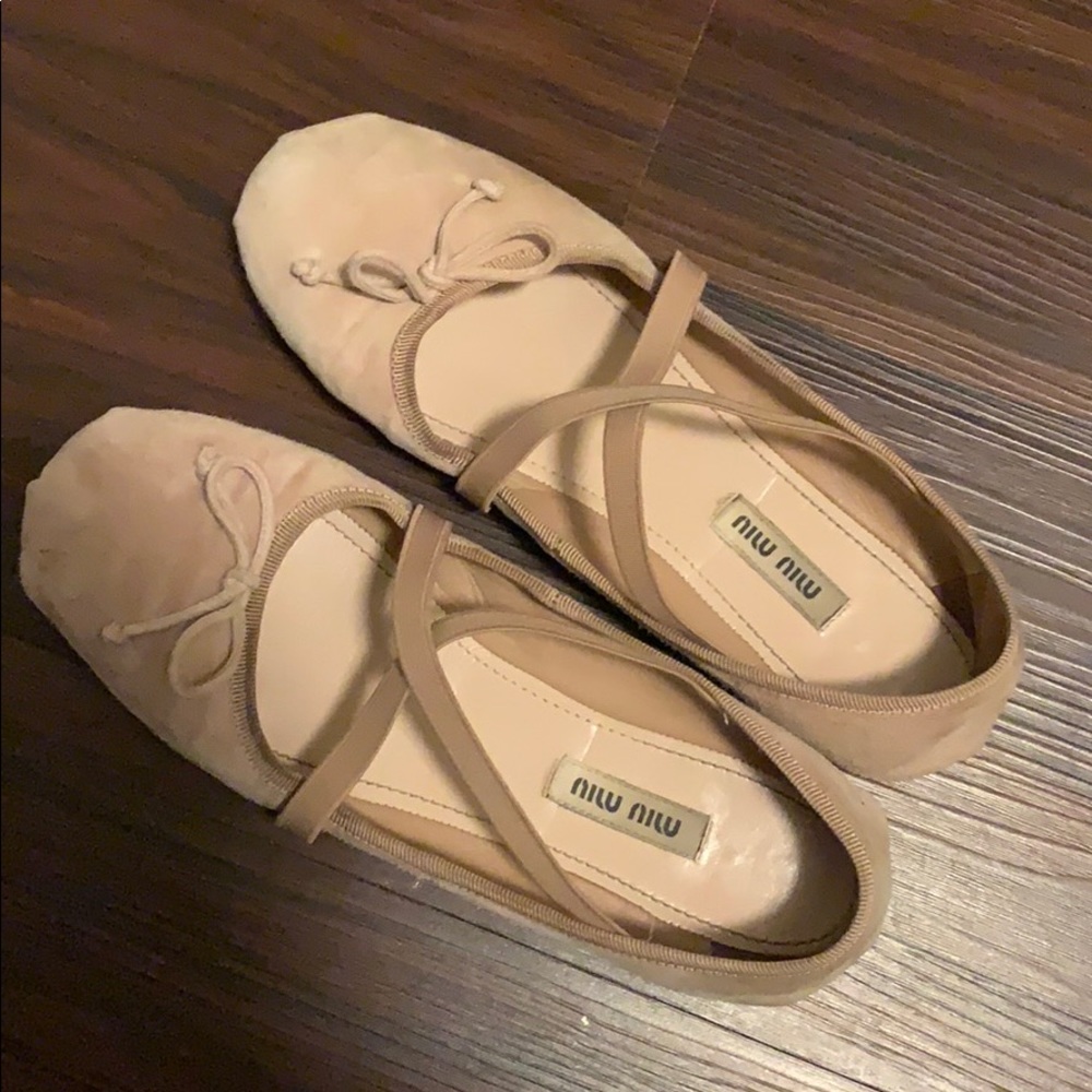 miumiu flat shoes